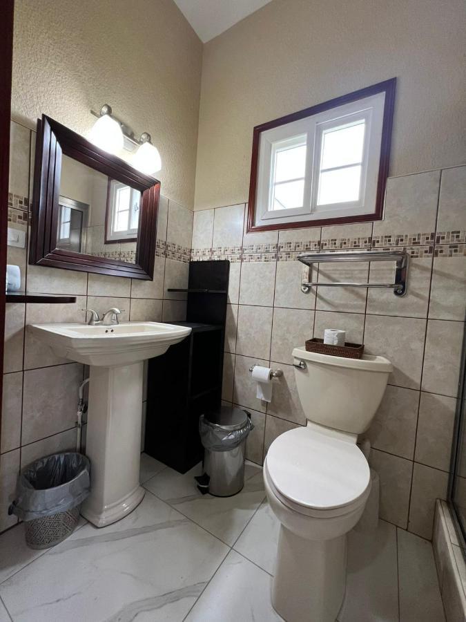 One South Place Hotel Белиз-Сити Экстерьер фото