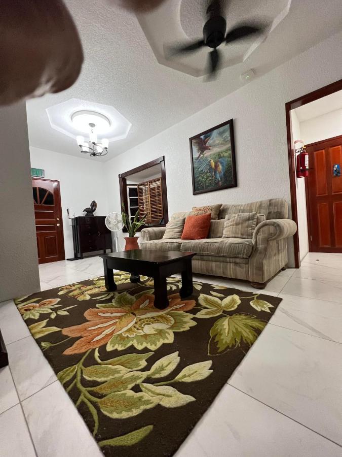 One South Place Hotel Белиз-Сити Экстерьер фото